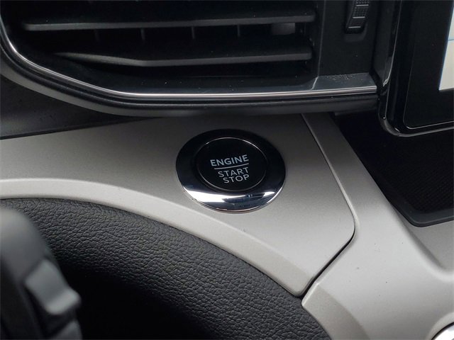 Certified 2024 Ford Explorer XLT w/ Equipment Group 202A image 20