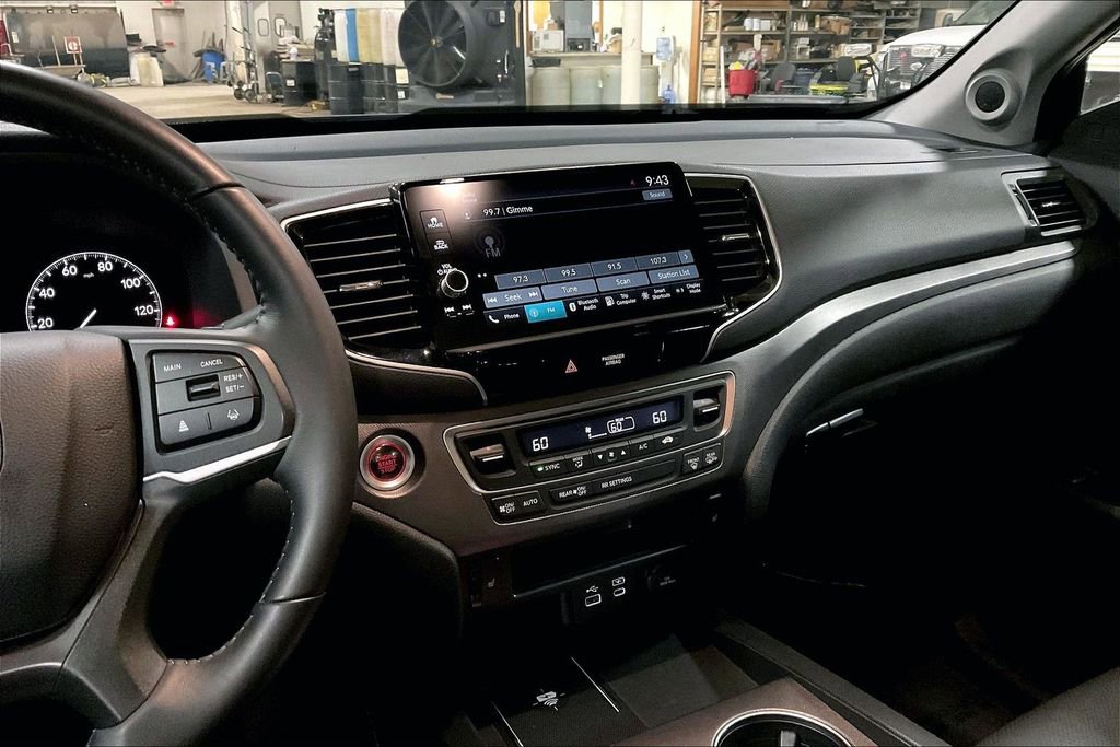 Used 2025 Honda Ridgeline RTL image 6