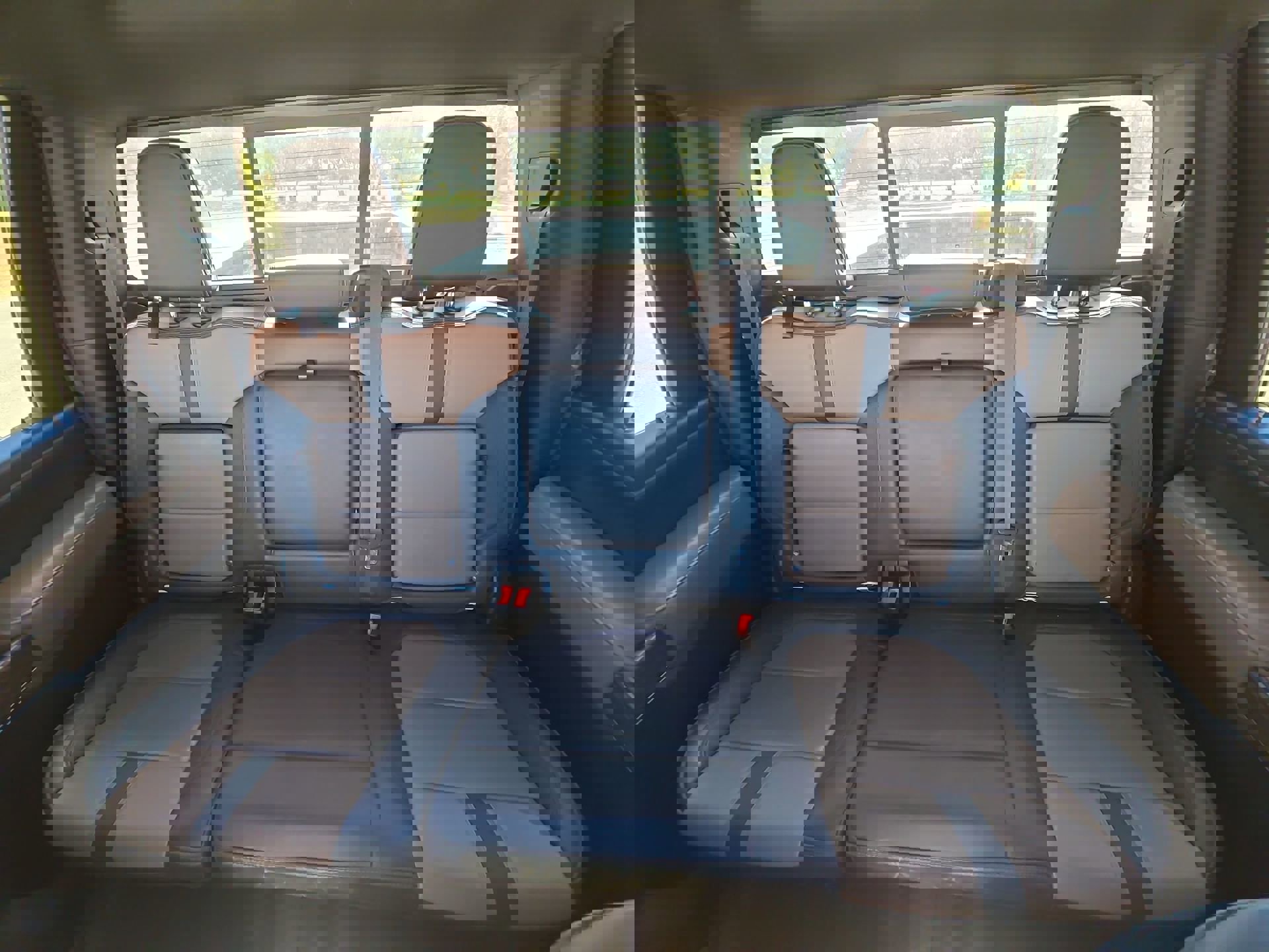 Used 2021 Chevrolet Silverado 3500 High Country w/ Technology Package image 23