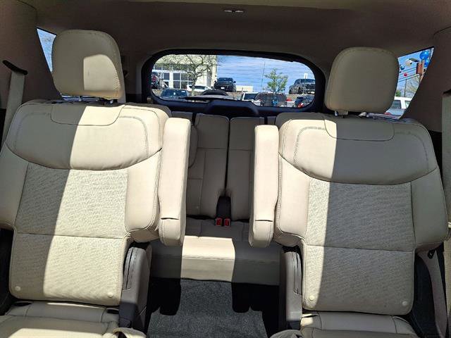 Certified 2020 Ford Explorer Platinum w/ Premium Technology Package AWD/4WD image 13