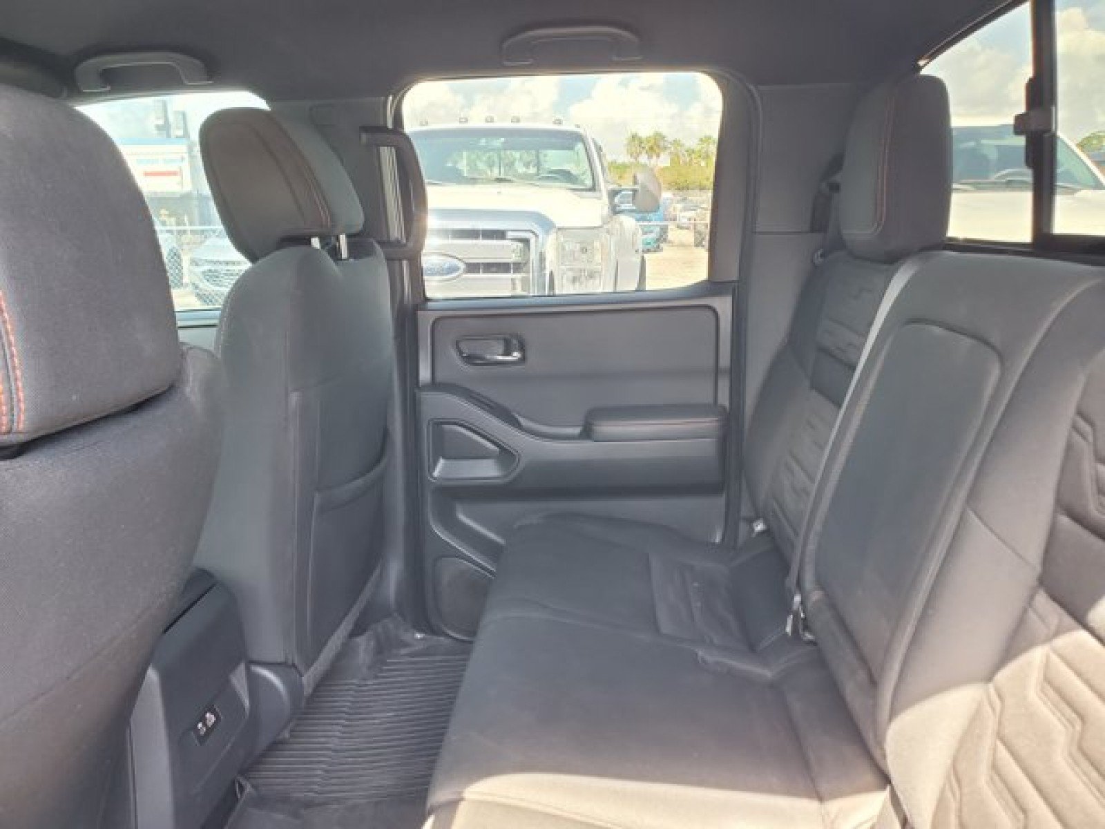 Used 2024 Nissan Frontier PRO-4X w/ Off-Road Protection Package AWD/4WD image 28
