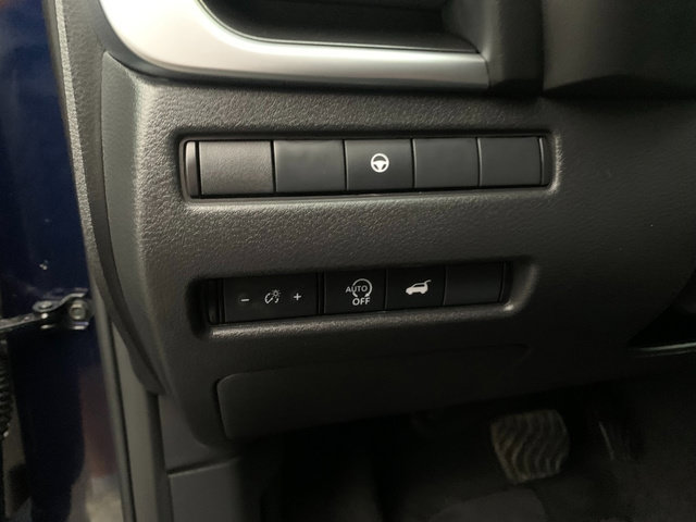 Used 2026 Nissan Rogue SV AWD/4WD image 29
