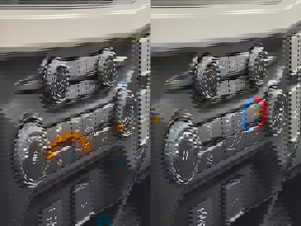 Certified 2024 Ford F350 XL w/ FX4 Off-Road Package image 21