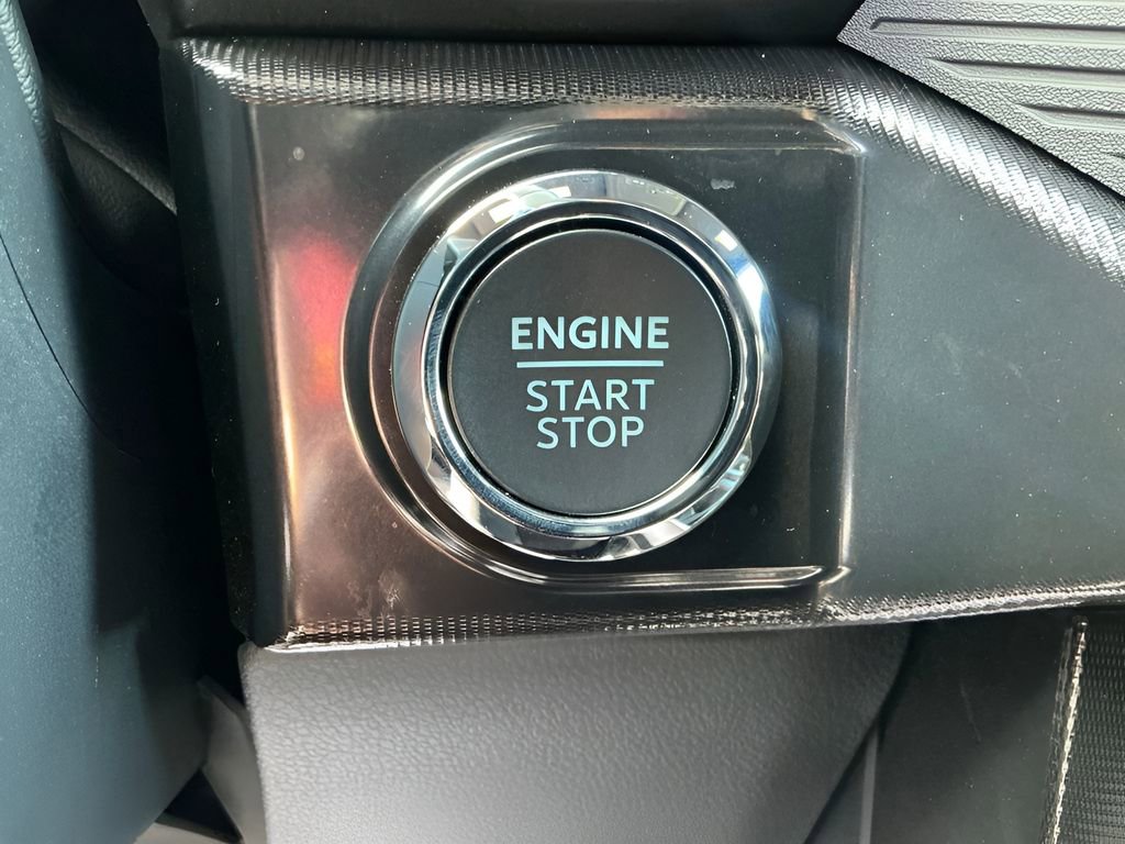 Certified 2025 Ford F150 Raptor w/ Equipment Group 803A Raptor R image 39