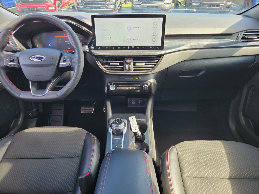 Certified 2023 Ford Escape ST-Line w/ Tech Pack #1 AWD/4WD image 11