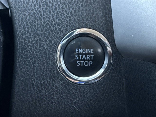 Used 2019 Toyota Highlander XLE image 22