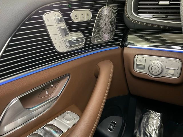 Used 2025 Mercedes-Benz GLS 450 4MATIC image 22