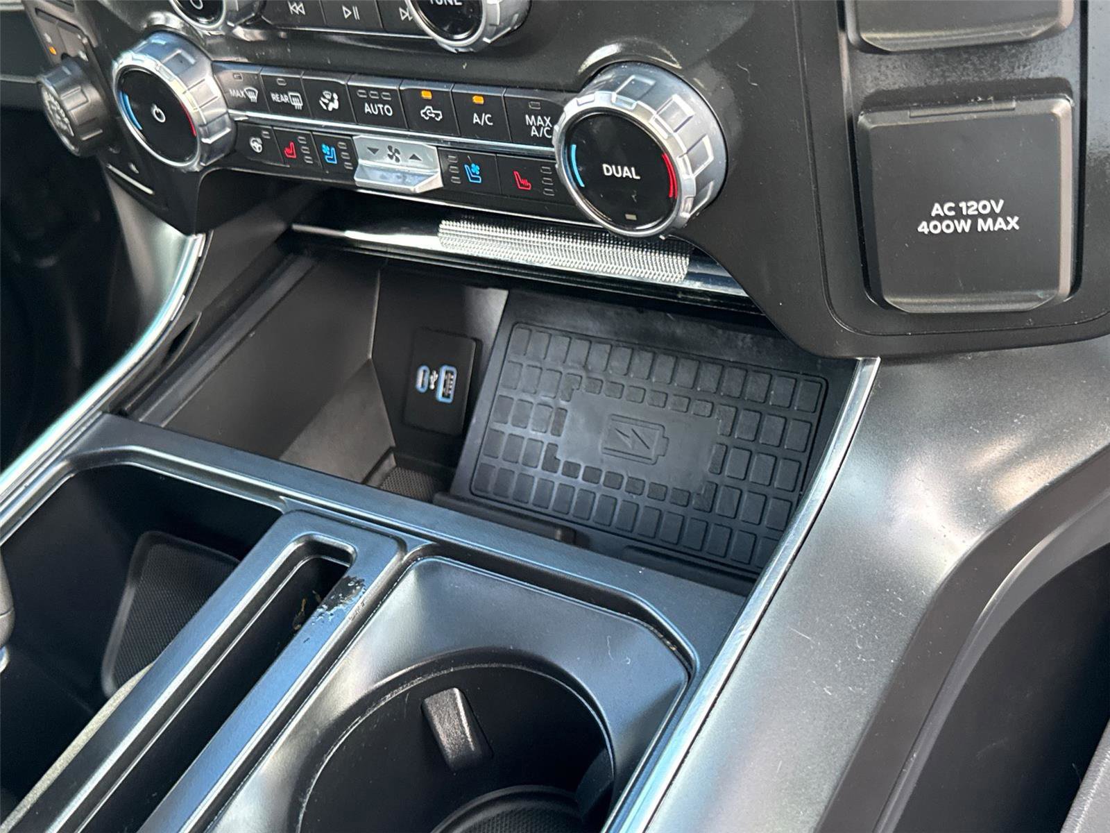 Certified 2022 Ford F150 Raptor w/ Equipment Group 801A High image 18