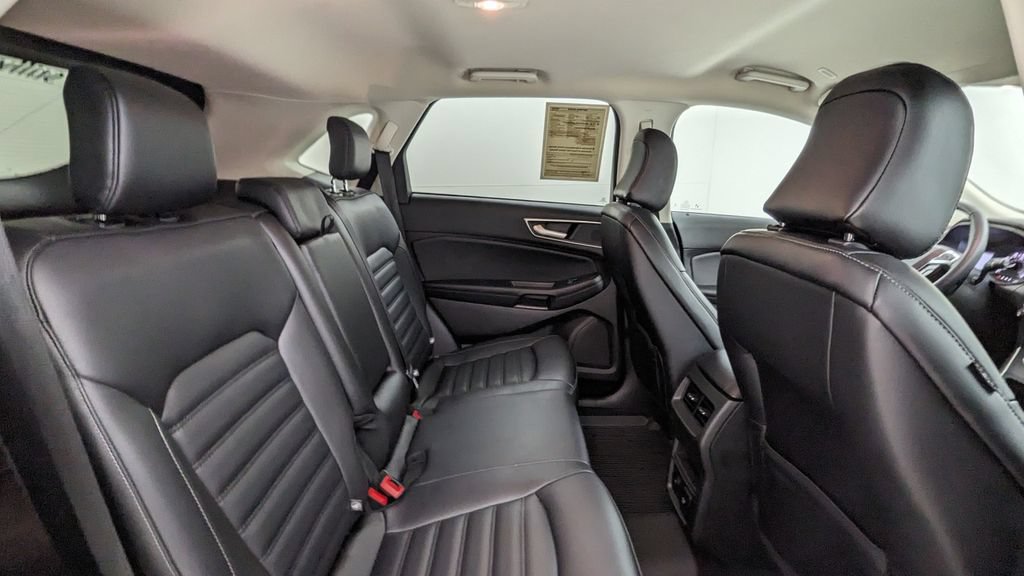 Certified 2024 Ford Edge SEL w/ Convenience Package AWD/4WD image 35