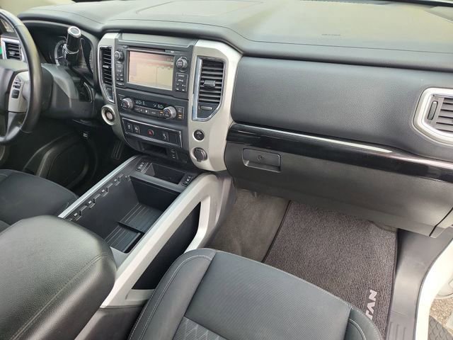 Used 2018 Nissan Titan SV w/ SV Convenience Package RWD image 28