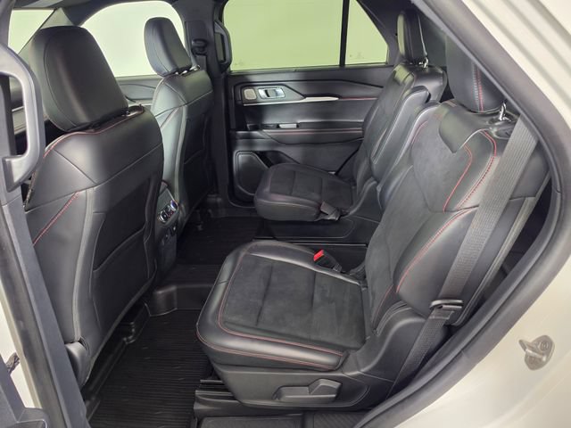 Certified 2025 Ford Explorer ST AWD/4WD image 17