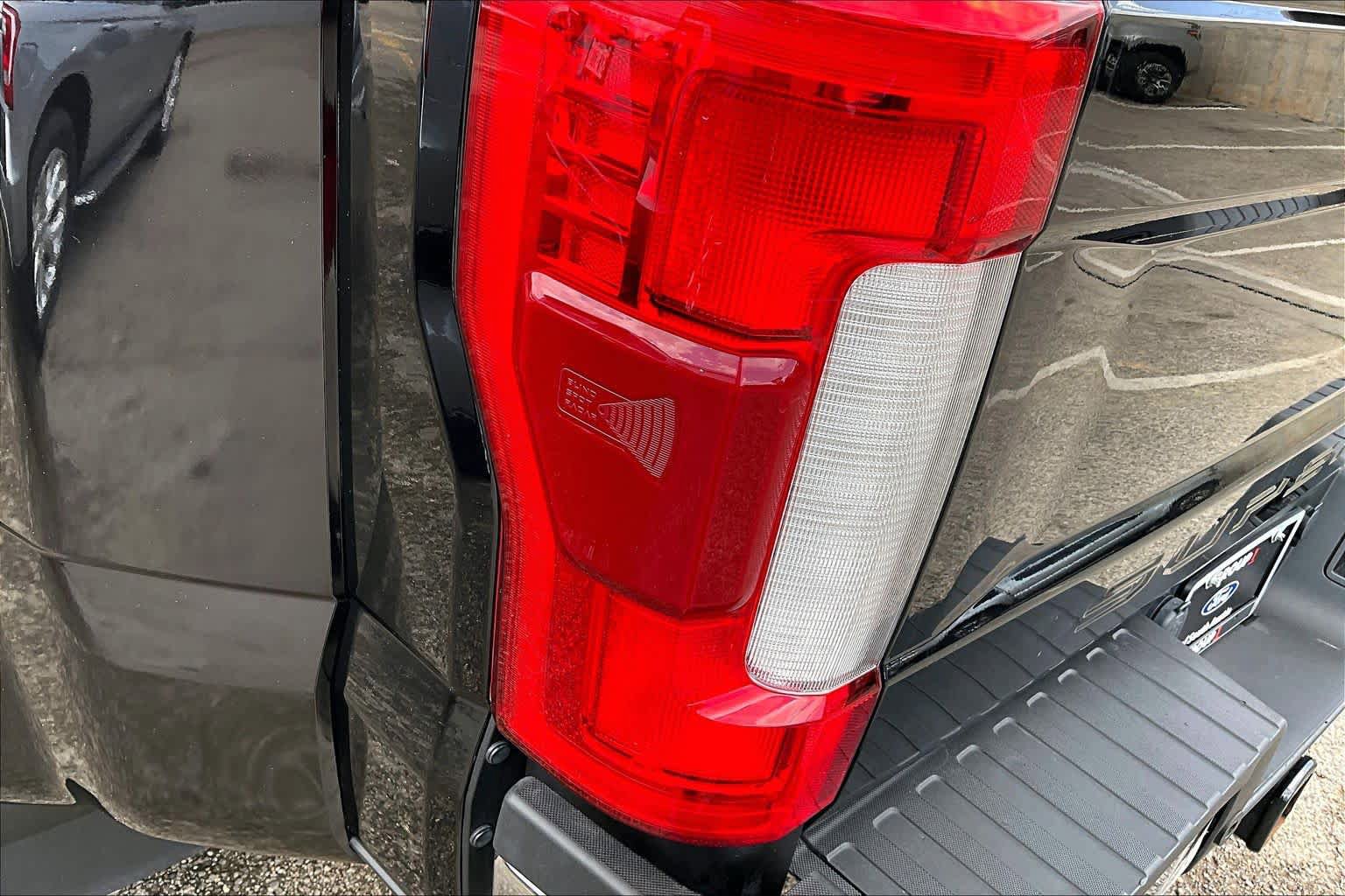 Certified 2019 Ford F450 Lariat w/ Lariat Ultimate Package AWD/4WD image 28