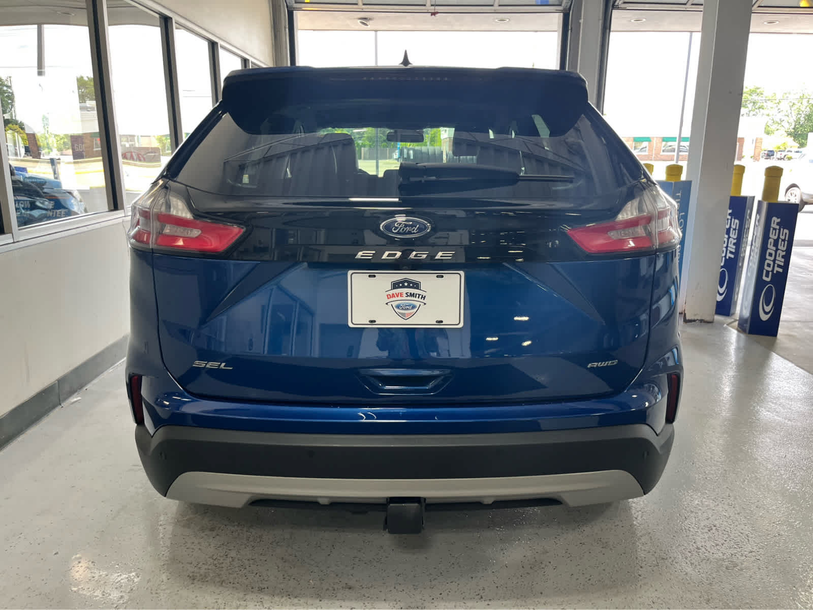 Certified 2024 Ford Edge SEL w/ Convenience Package AWD/4WD image 6