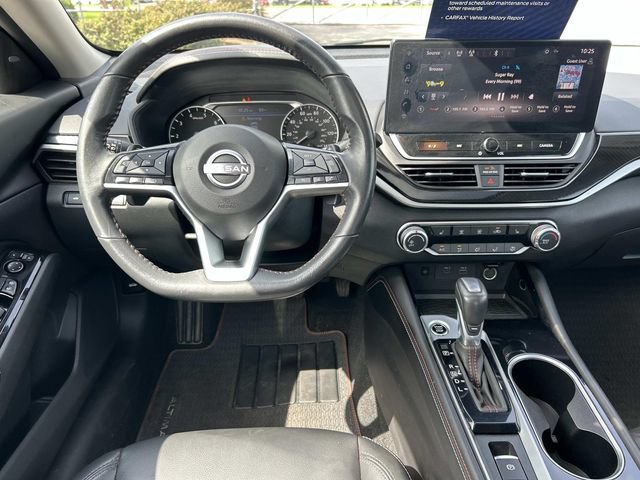 Used 2024 Nissan Altima 2.5 SR w/ SR Premium Package AWD/4WD image 14