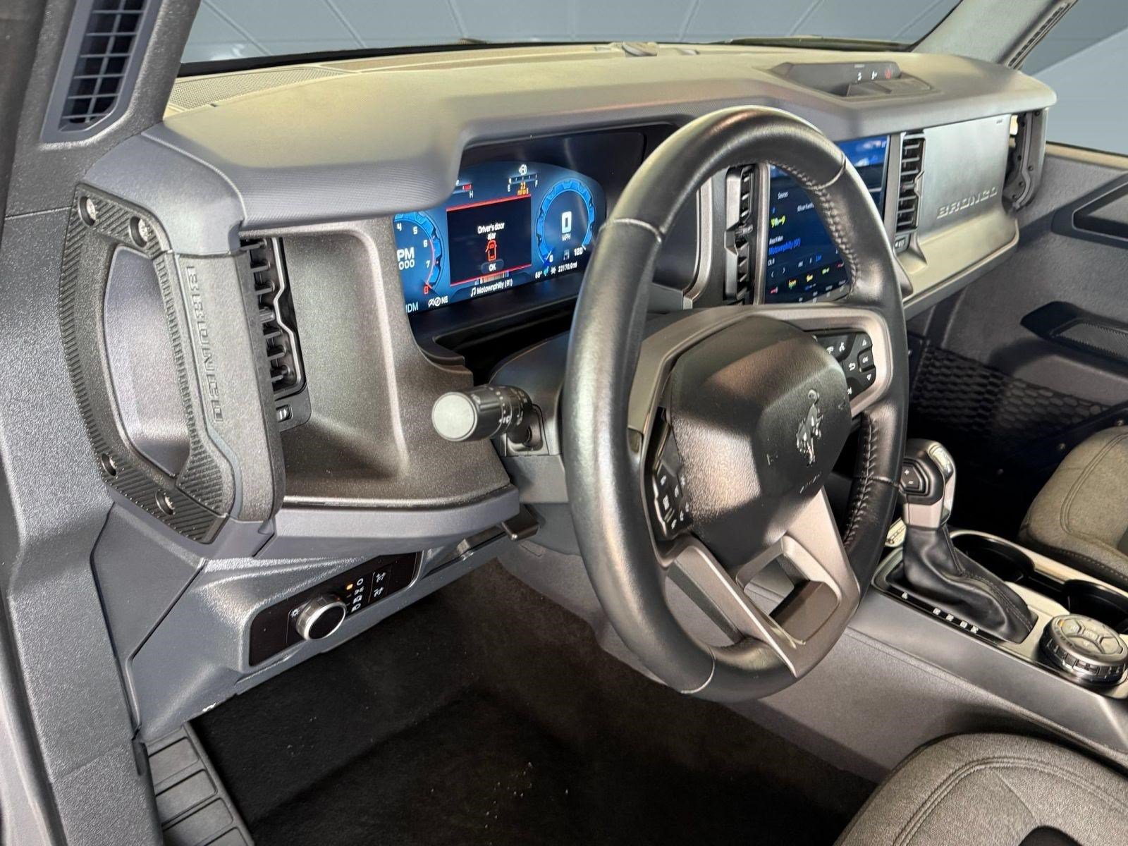 Certified 2025 Ford Bronco Big Bend AWD/4WD image 4