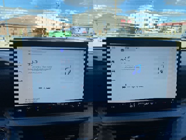 Certified 2025 Ford Explorer Active image 15