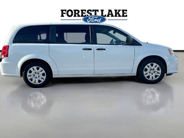 Used 2019 Dodge Grand Caravan SE w/ UConnect Hands-Free Group FWD image 8