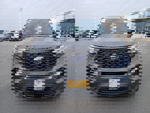Certified 2023 Ford Explorer ST-Line w/ Class IV Trailer Tow Package image 8