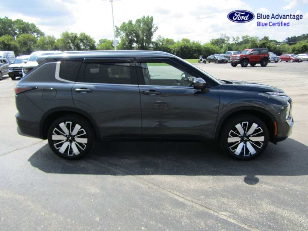 Used 2025 Mitsubishi Outlander SEL AWD/4WD image 10