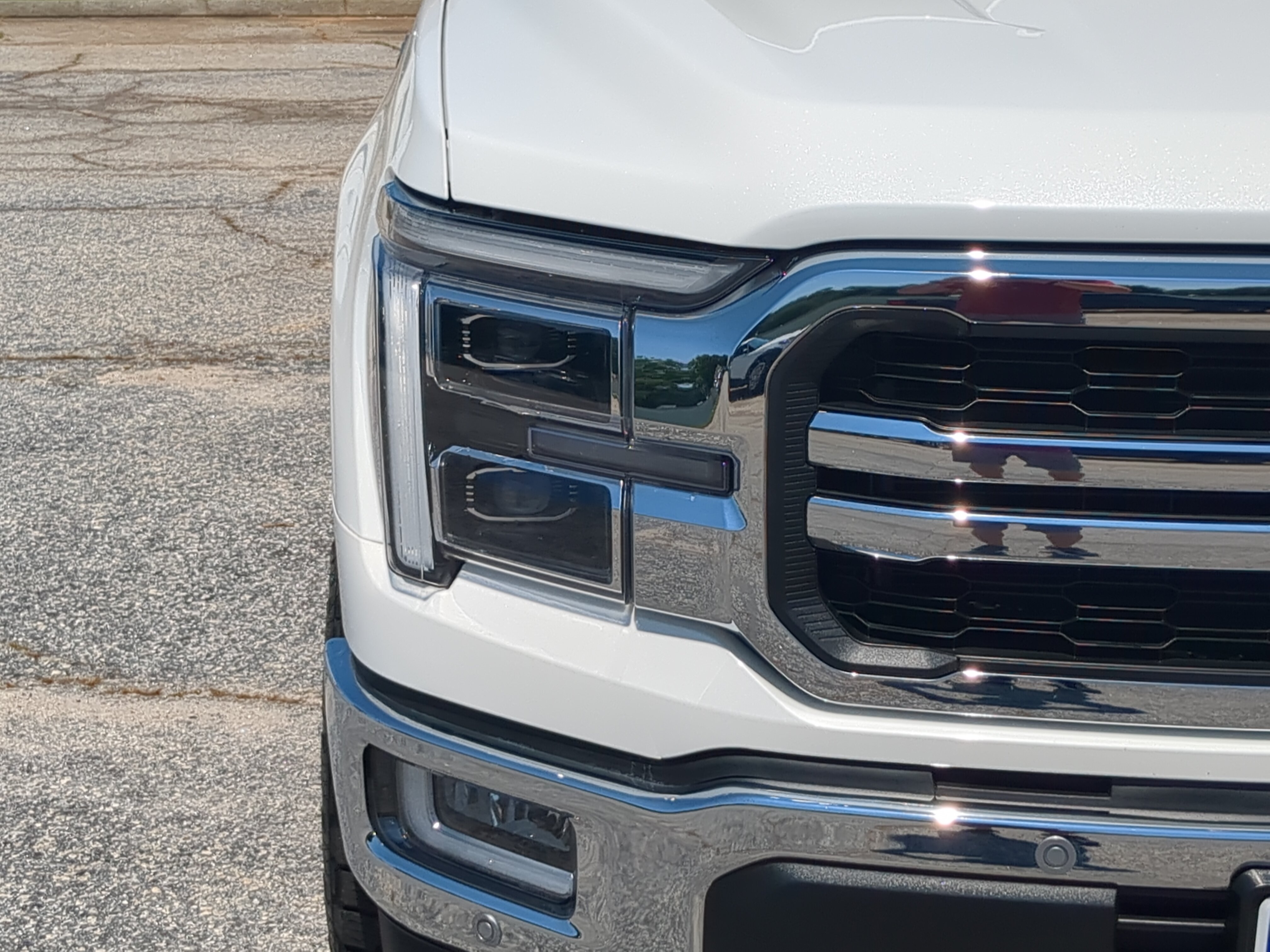 Certified 2024 Ford F150 Lariat w/ Bed Utility Package AWD/4WD image 8