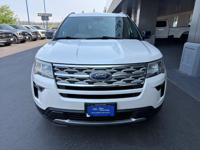 Certified 2018 Ford Explorer XLT w/ Equipment Group 201A AWD/4WD image 2