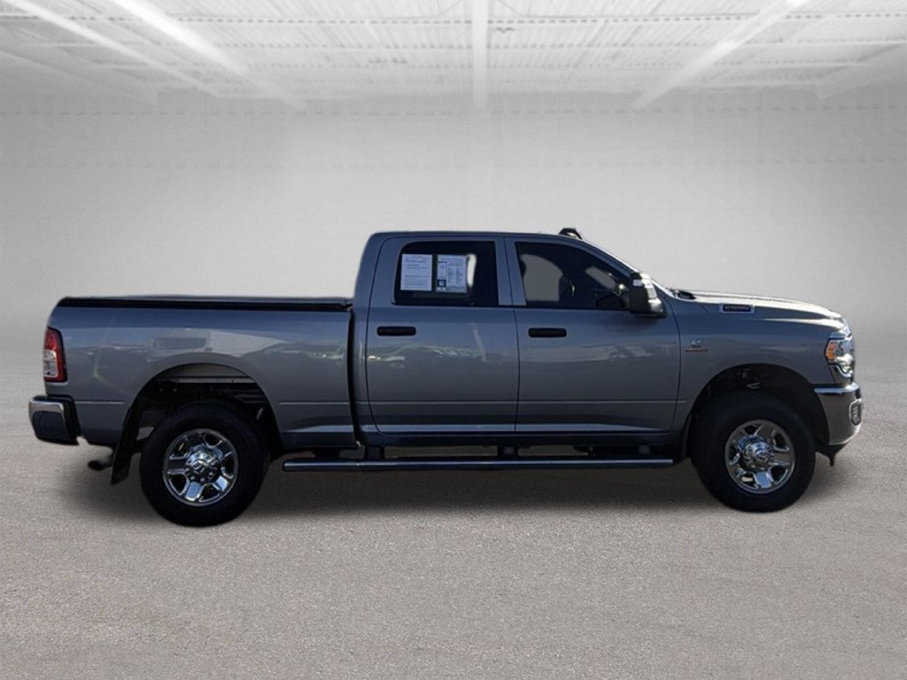 Used 2024 RAM 2500 Tradesman w/ Chrome Appearance Group AWD/4WD image 14