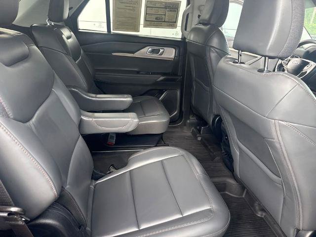 Certified 2025 Ford Explorer Active w/ Active Comfort Package RWD image 28