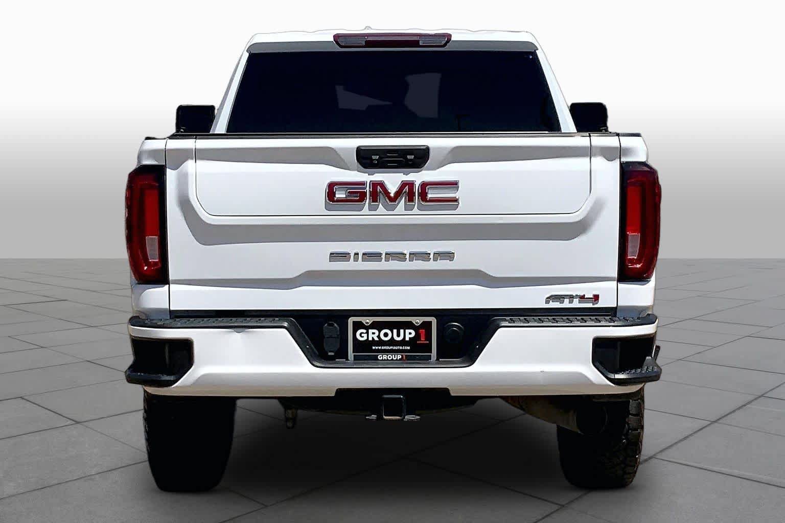 Used 2022 GMC Sierra 2500 AT4 AWD/4WD image 5