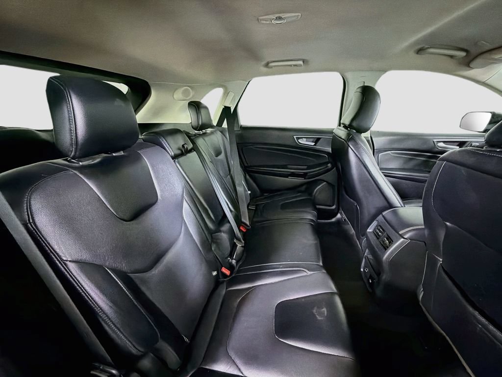 Certified 2022 Ford Edge Titanium AWD/4WD image 29