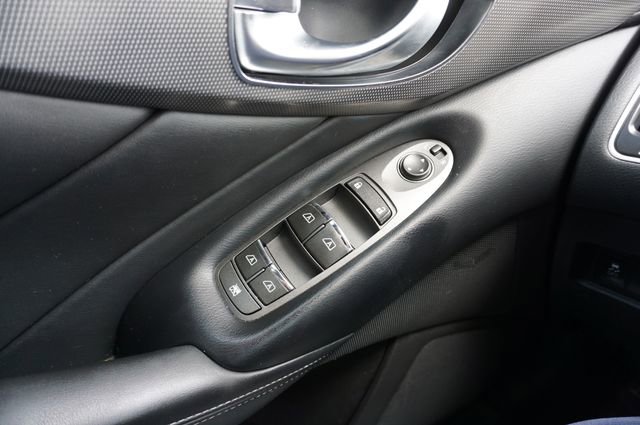 Used 2019 INFINITI Q50 Signature Edition AWD/4WD image 32