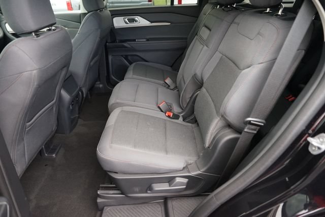 Certified 2025 Ford Explorer Active RWD image 12