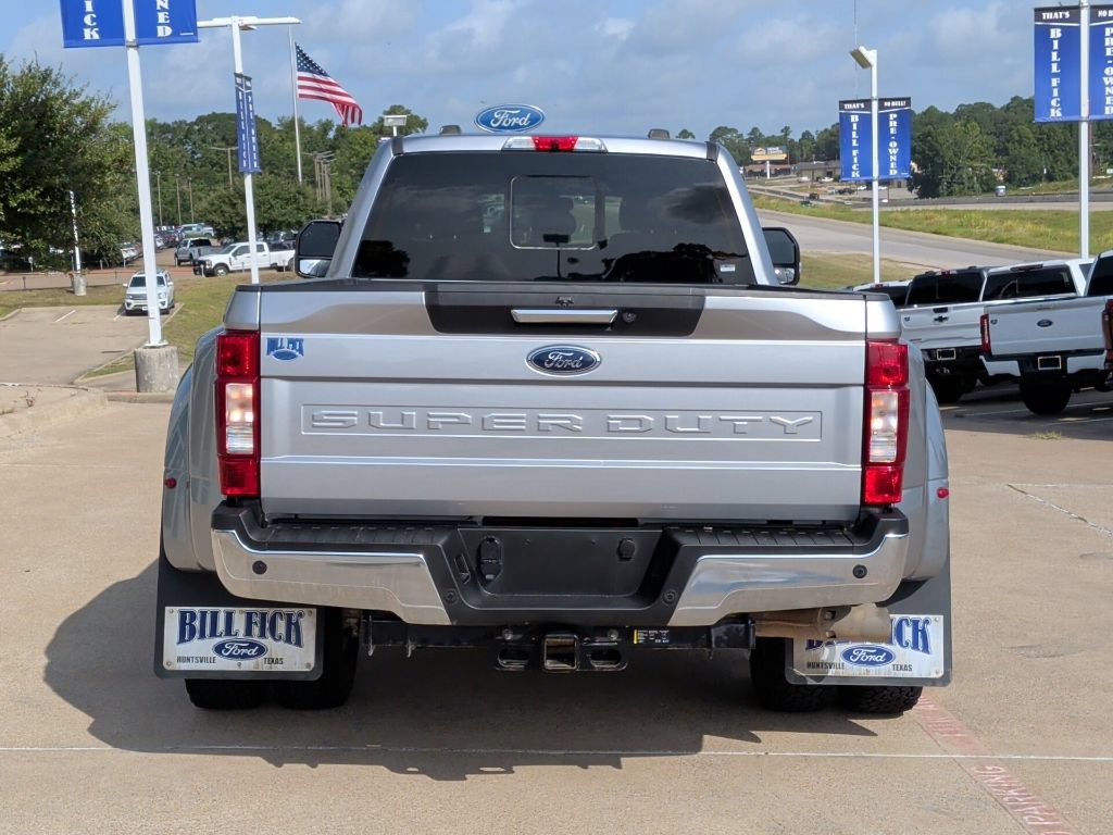 Certified 2022 Ford F350 Lariat w/ Lariat Value Package AWD/4WD image 4