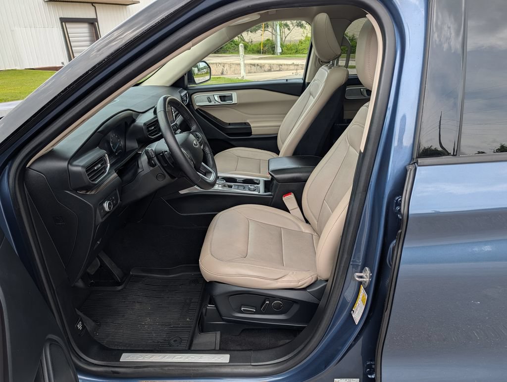 Certified 2020 Ford Explorer Limited AWD/4WD image 20