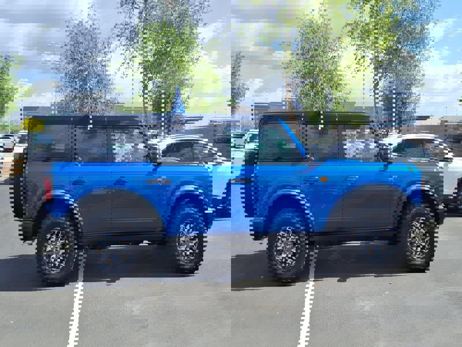 Certified 2025 Ford Bronco Badlands image 6