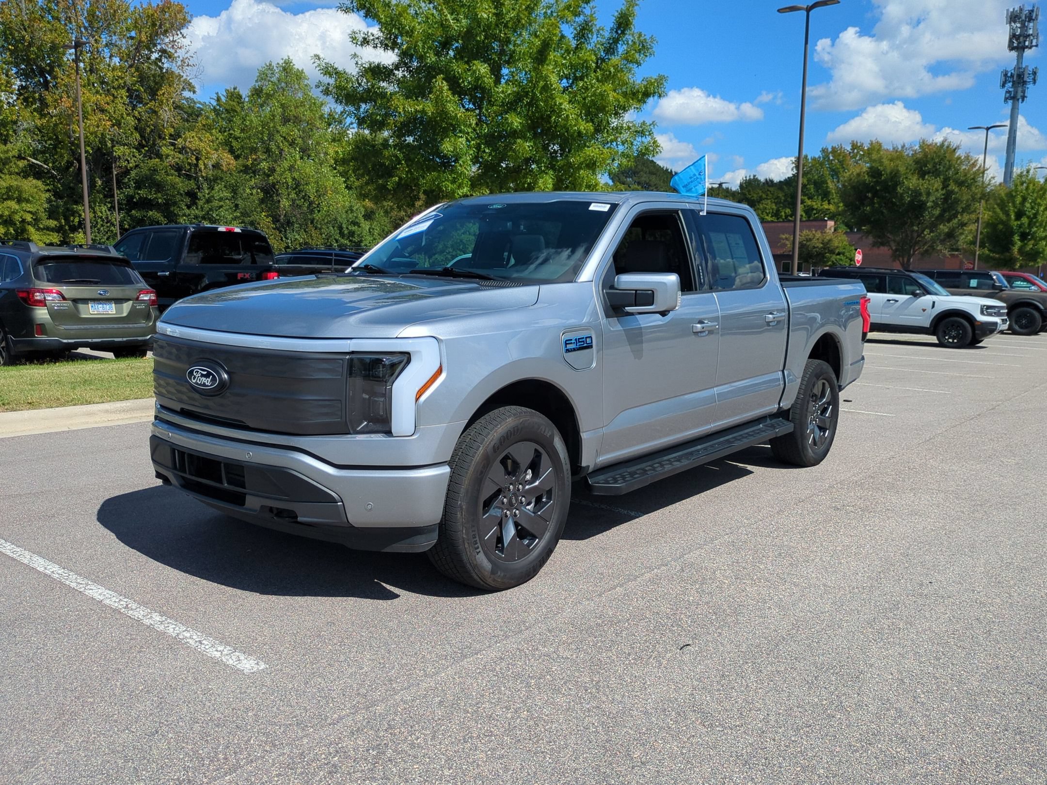 Certified 2025 Ford F150 Lightning Lariat AWD/4WD image 8