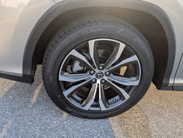 Used 2020 Lexus RX 350L FWD w/ Premium Package image 6