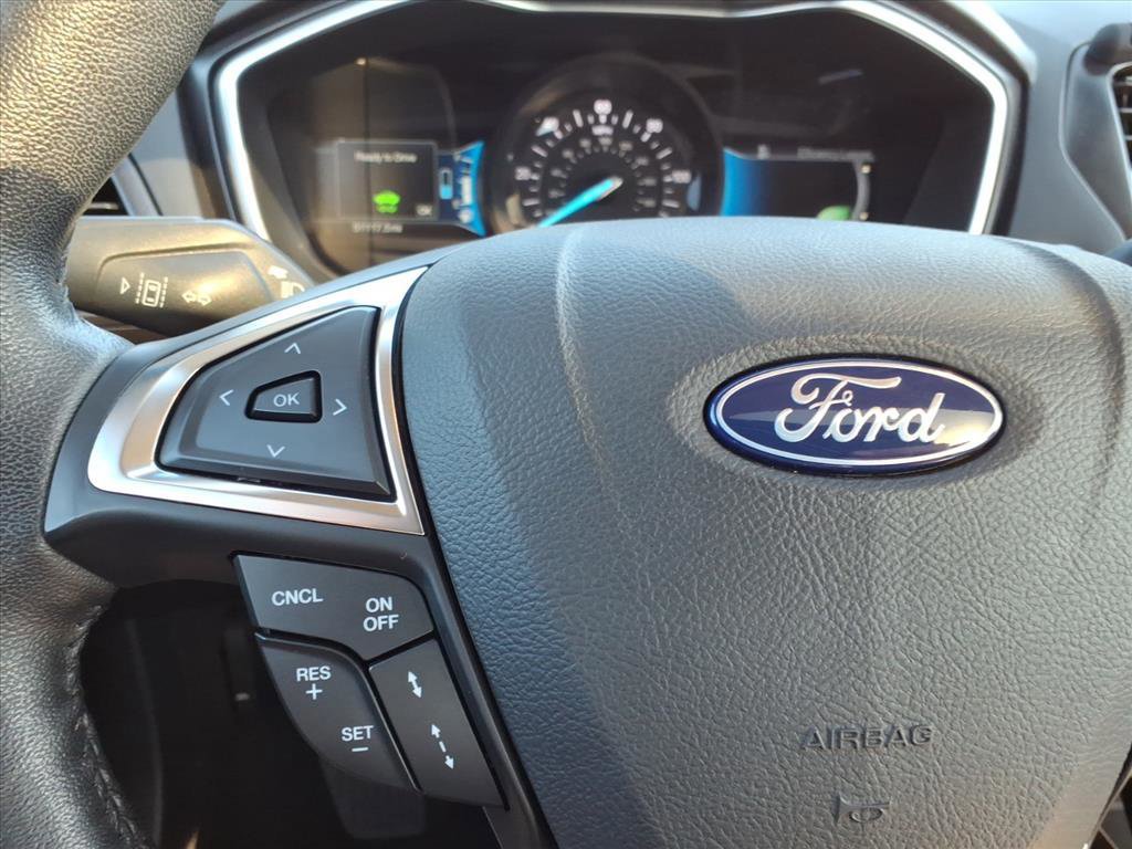 Certified 2019 Ford Fusion Energi Titanium image 16