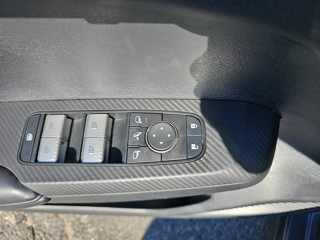 Used 2024 Mitsubishi Outlander SEL Black Edition AWD/4WD image 27