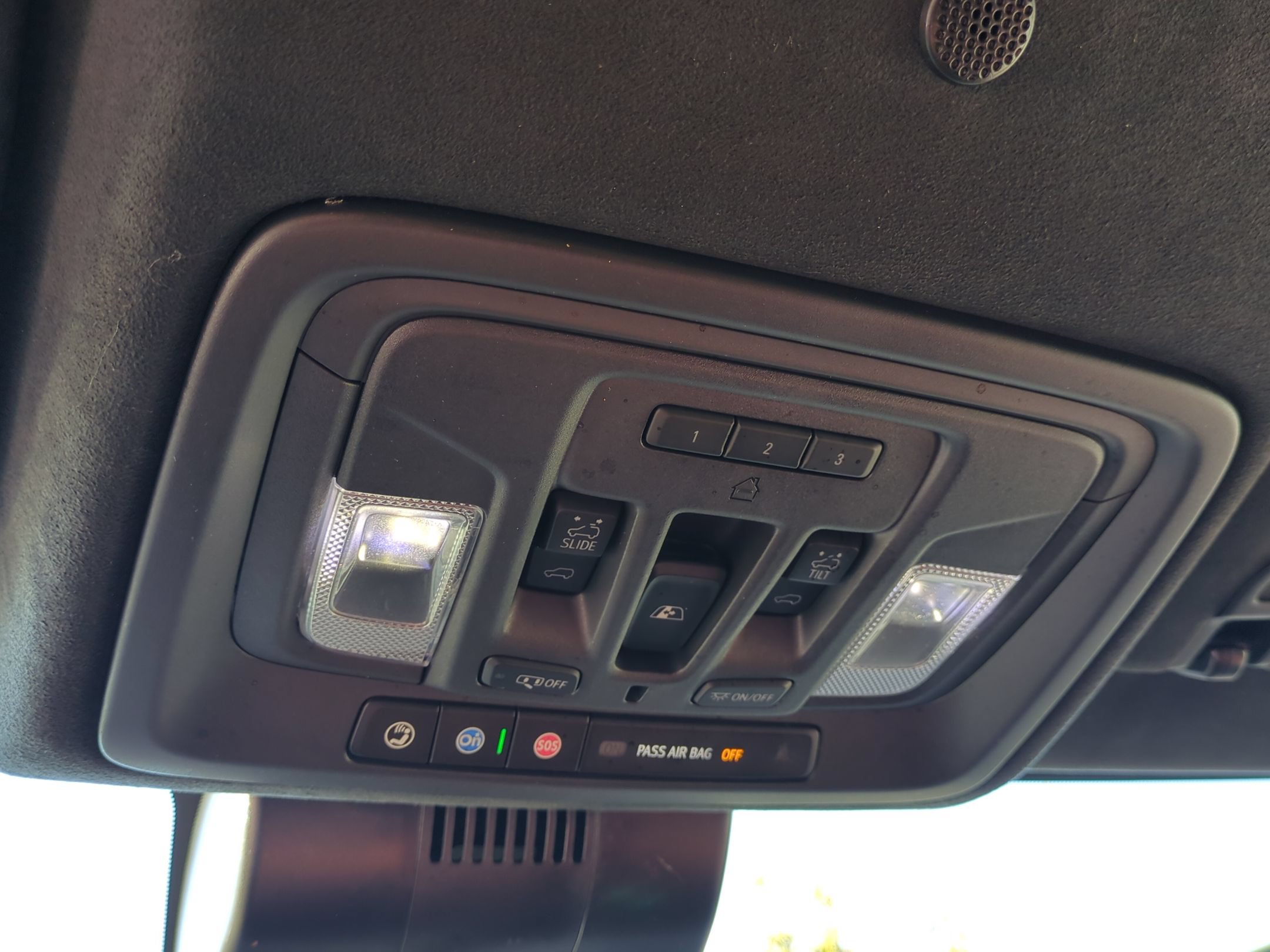 Used 2024 GMC Sierra 1500 Denali Ultimate AWD/4WD image 28