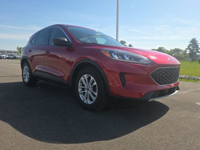 Certified 2022 Ford Escape SE w/ Convenience Package FWD image 1