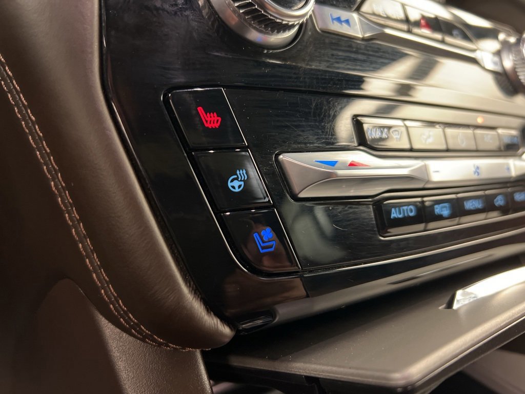 Certified 2022 Ford Explorer King Ranch w/ Class IV Trailer Tow Package image 15