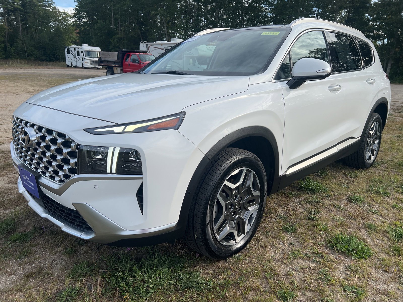 Used 2023 Hyundai Santa Fe Limited image 3