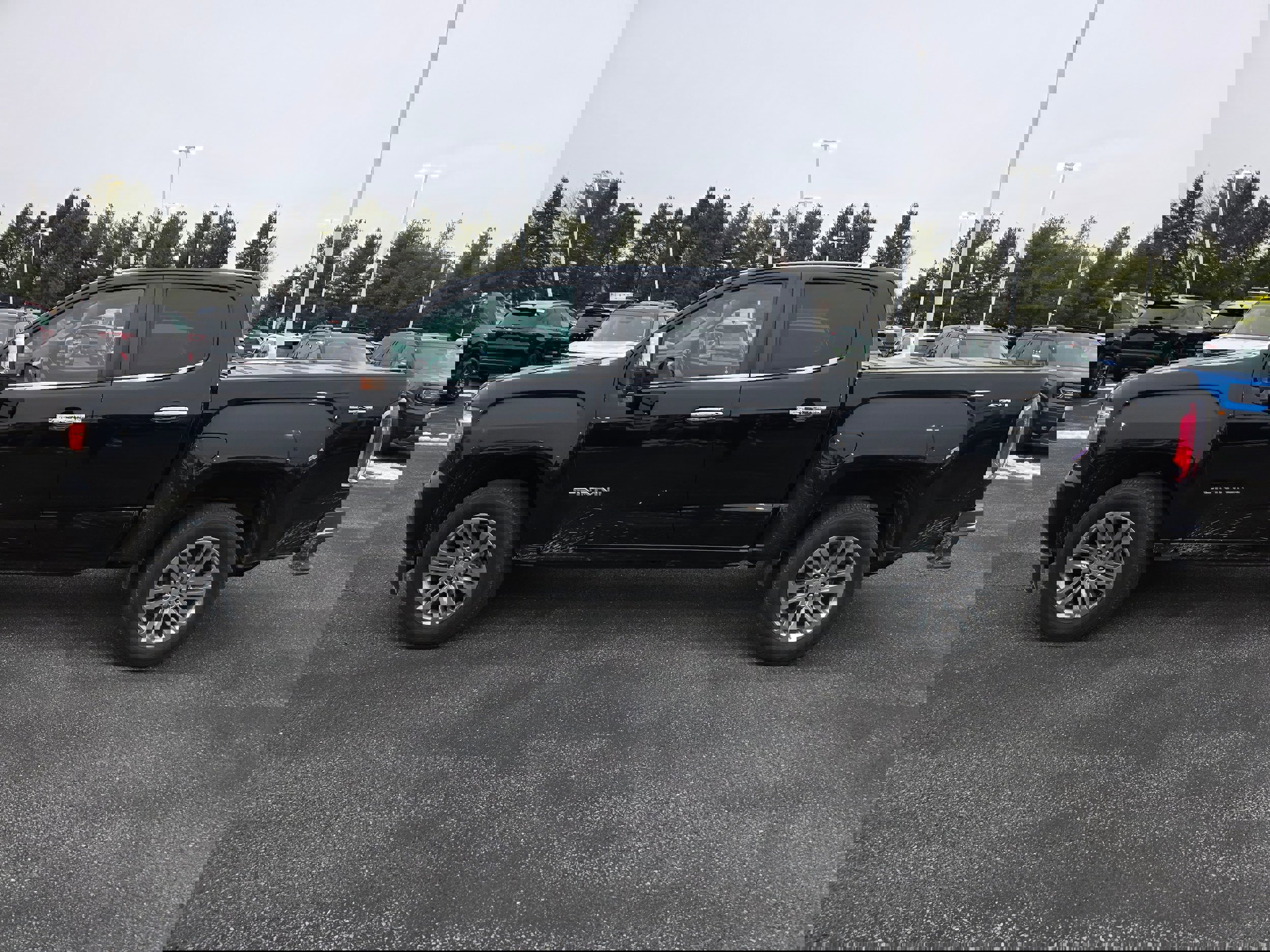 Used 2020 GMC Canyon SLT w/ Driver Alert Package video 2