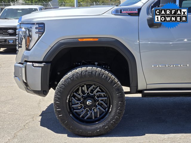 Used 2024 GMC Sierra 2500 Denali w/ Denali Reserve Package AWD/4WD image 9