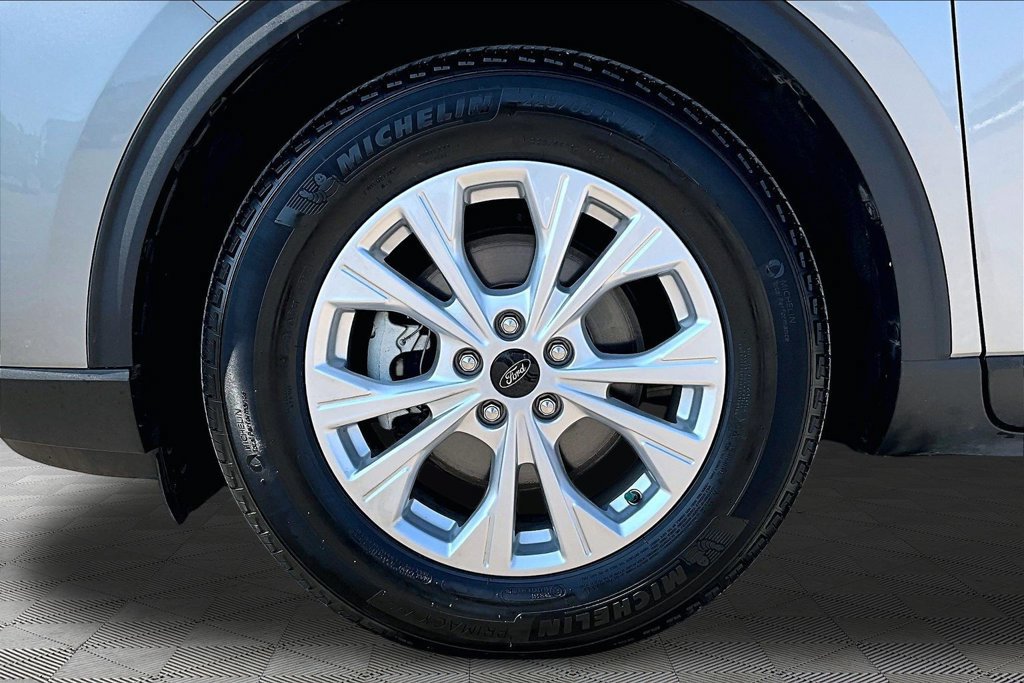 Certified 2024 Ford Escape Active FWD image 9