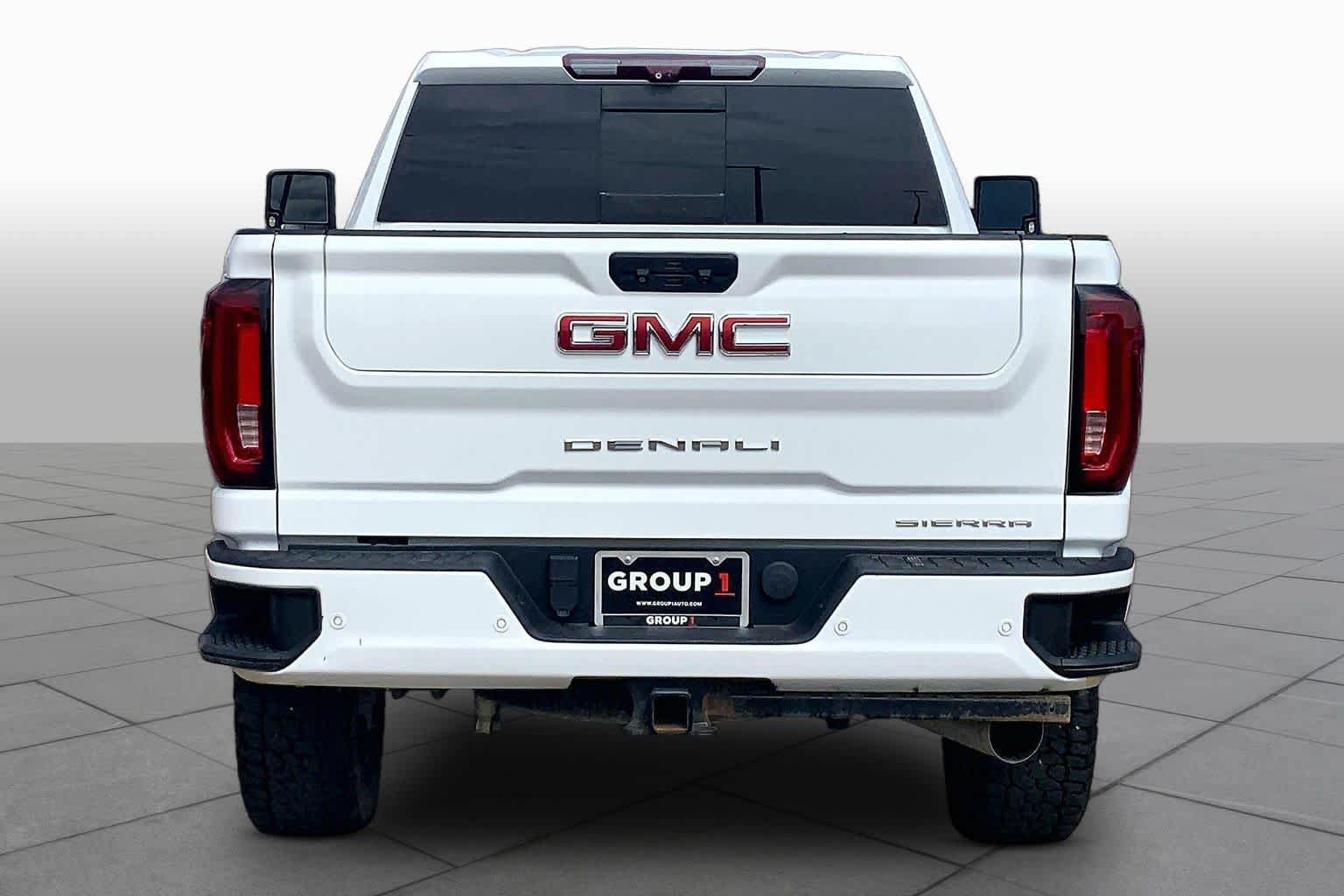Used 2022 GMC Sierra 2500 Denali w/ Denali Ultimate Package AWD/4WD image 4