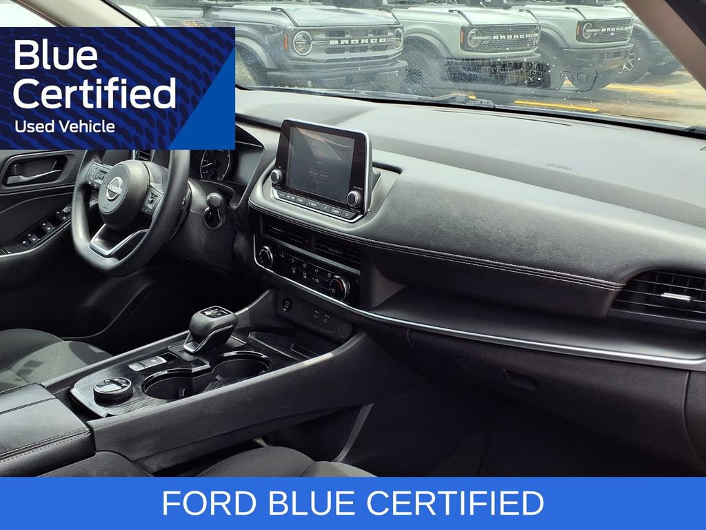 Used 2024 Nissan Rogue S AWD/4WD image 15
