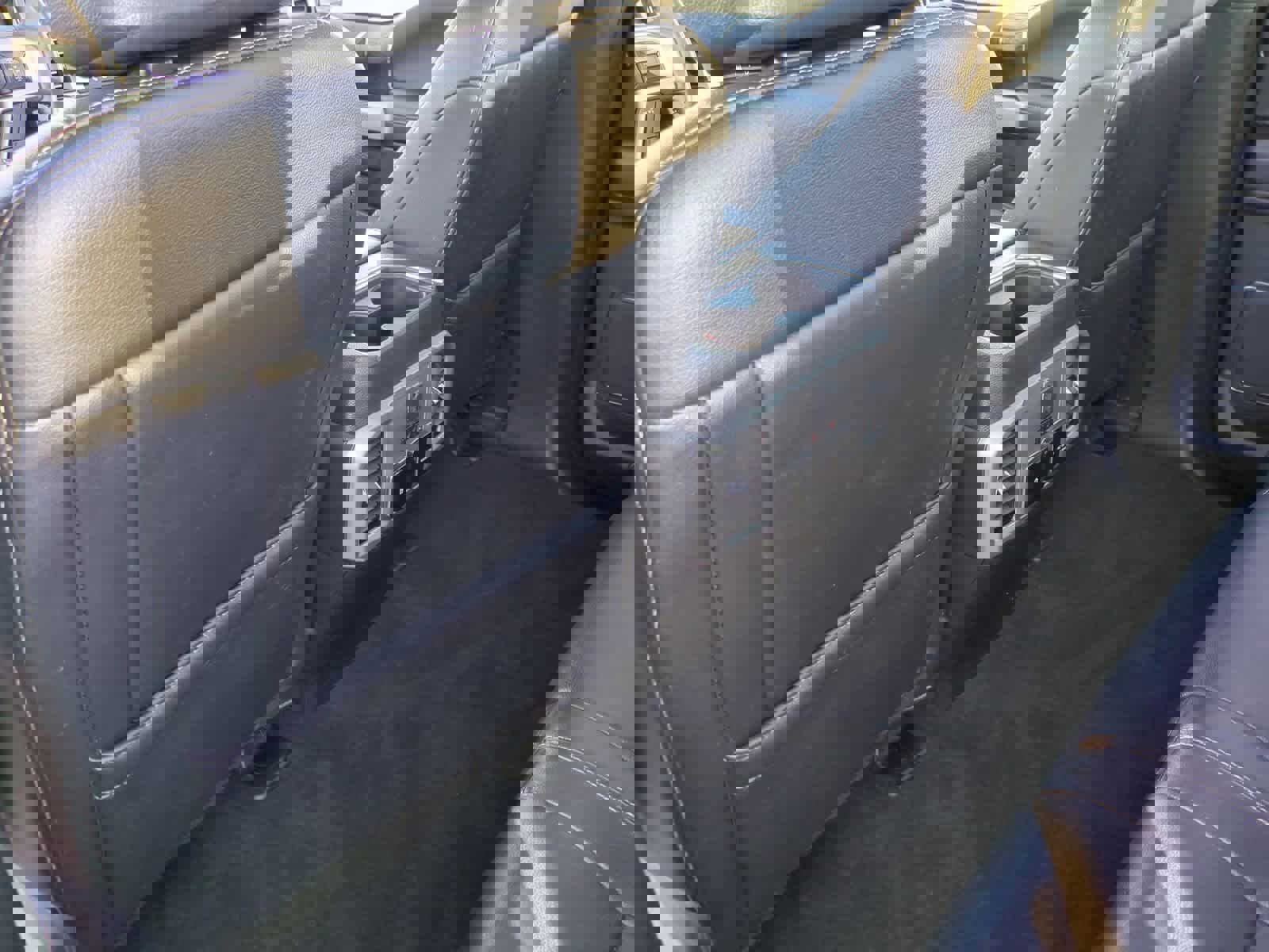 Certified 2022 Ford F350 Lariat w/ Tremor Off-Road Package image 18