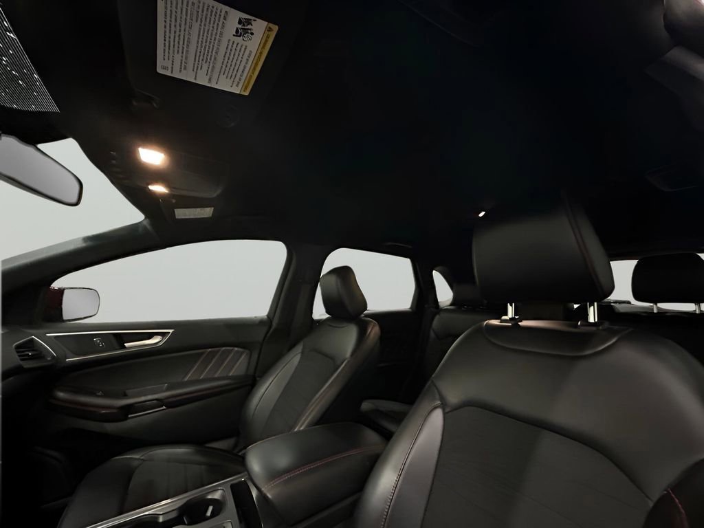 Certified 2022 Ford Edge ST-Line image 16