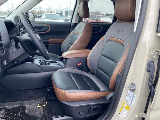 Certified 2024 Ford Bronco Sport Outer Banks w/ Tech Package image 2